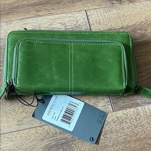 Shiraleah Chicago Harper Zip Vegan Wallet